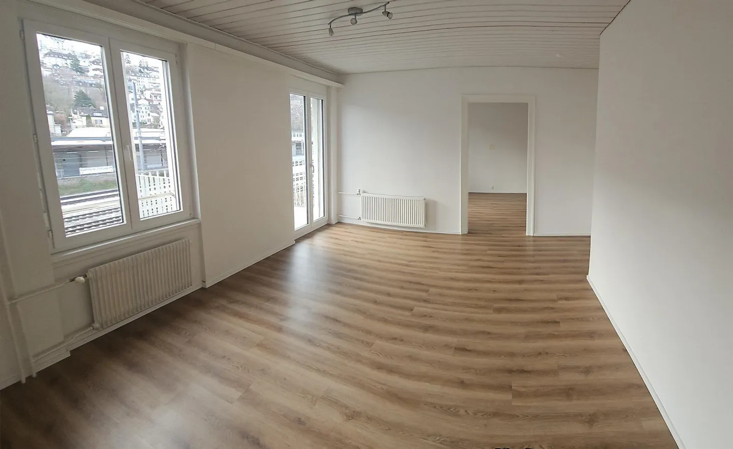 Appartamento elegante di 4,5 stanze - Foto 2 di 11