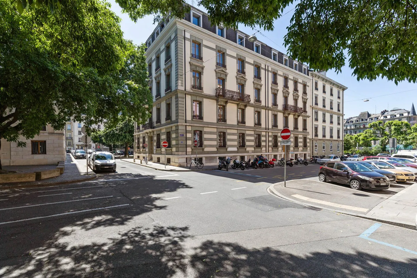Magnifici uffici di 76 m2 nel centro di Ginevra - Foto 1 di 7