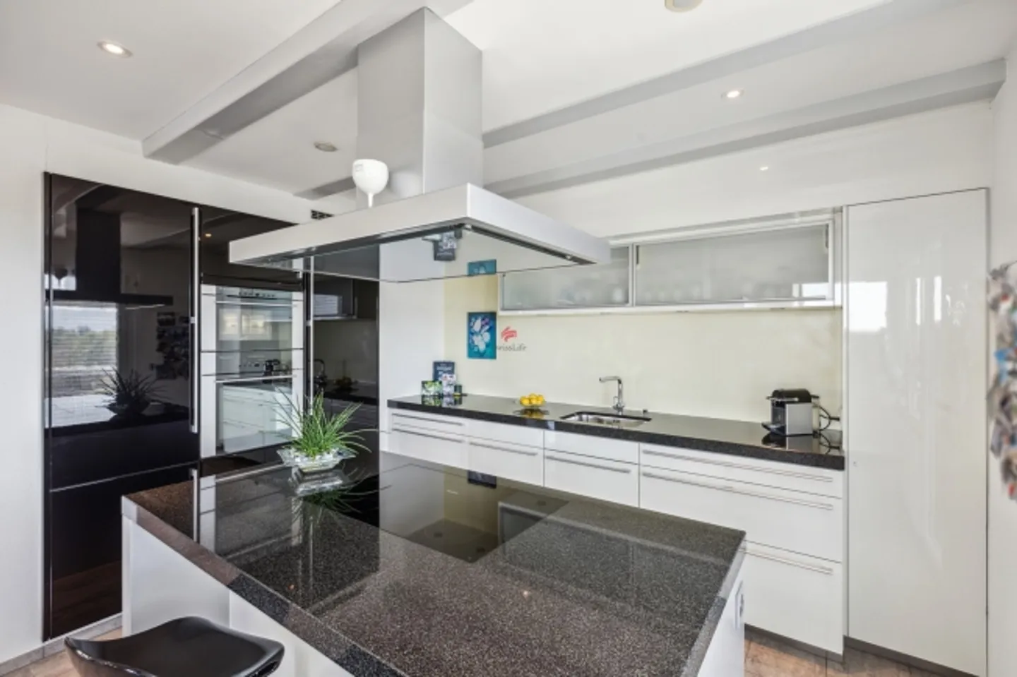 Villa Eternity – vivere moderno con molto terreno - Foto 5 di 20