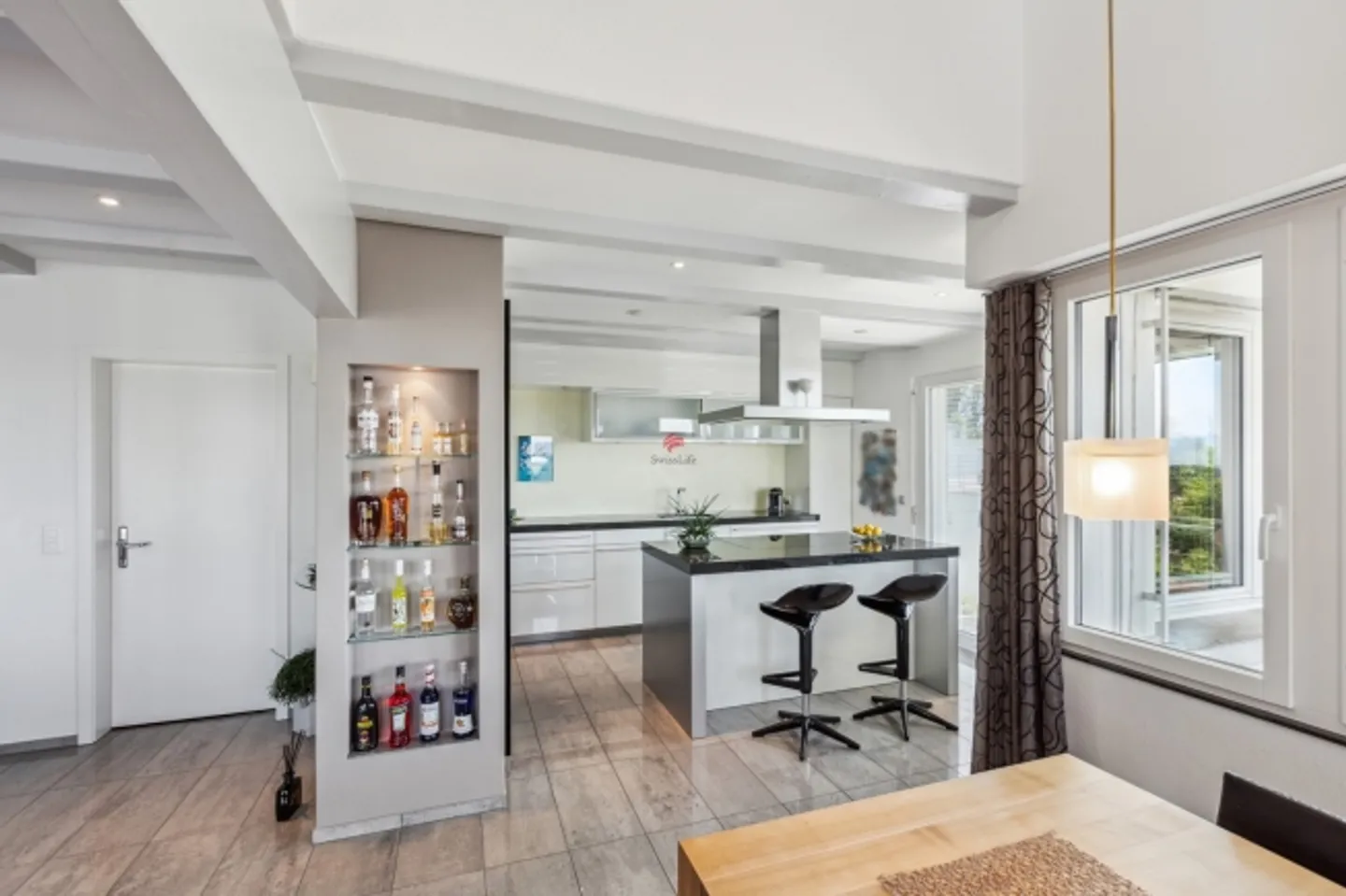 Villa Eternity – vivere moderno con molto terreno - Foto 6 di 20