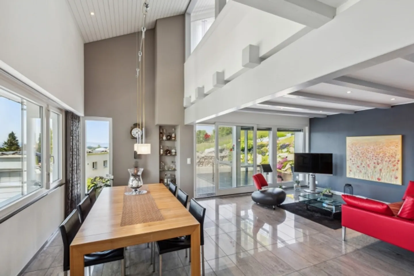 Villa Eternity – vivere moderno con molto terreno - Foto 8 di 20