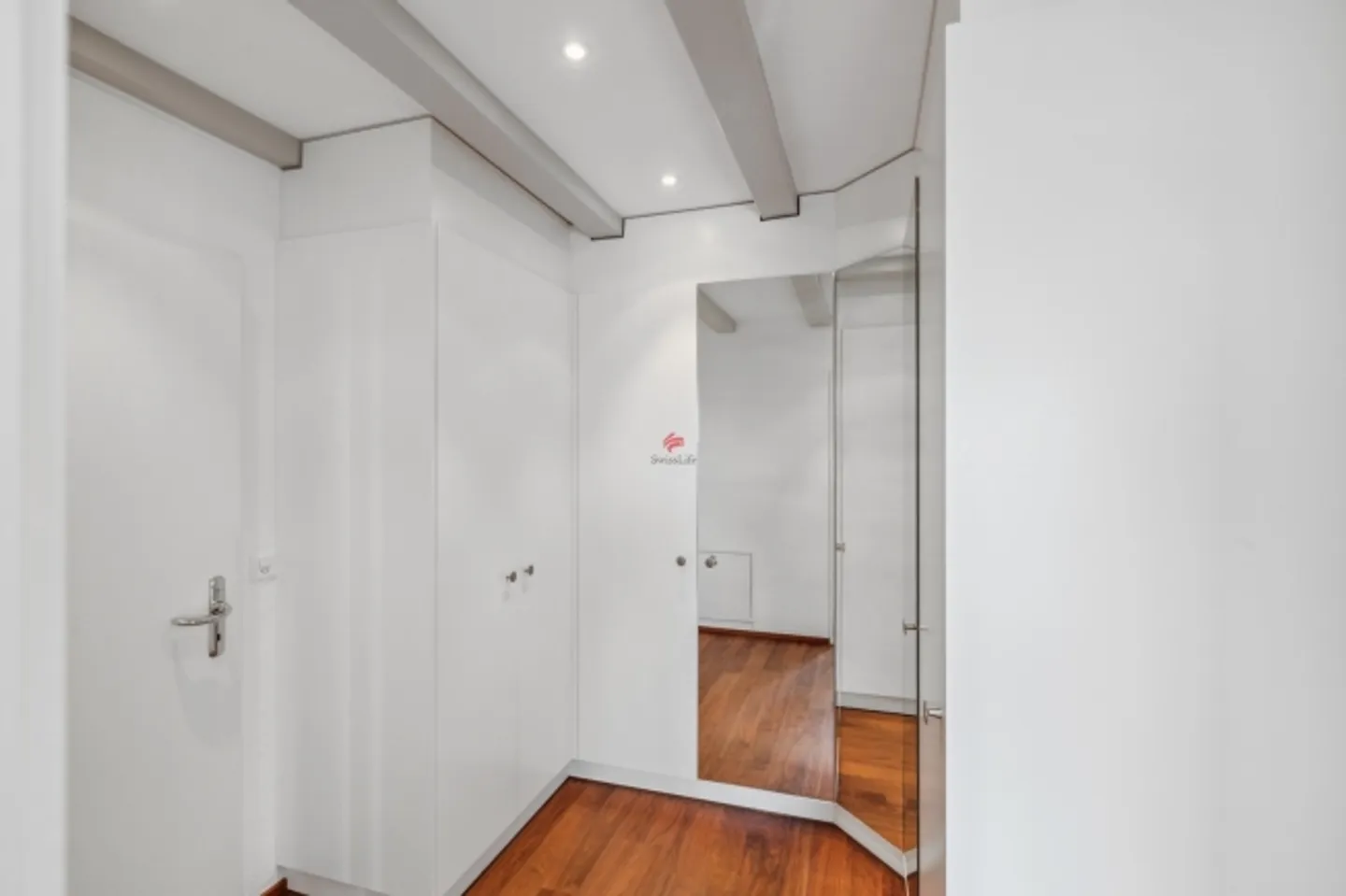 Villa Eternity – vivere moderno con molto terreno - Foto 13 di 20