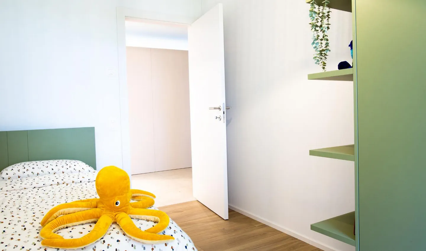 APPARTAMENTO ELEGANTE DI 4,5 STANZE A LUMINO (TI) - Foto 8 di 8