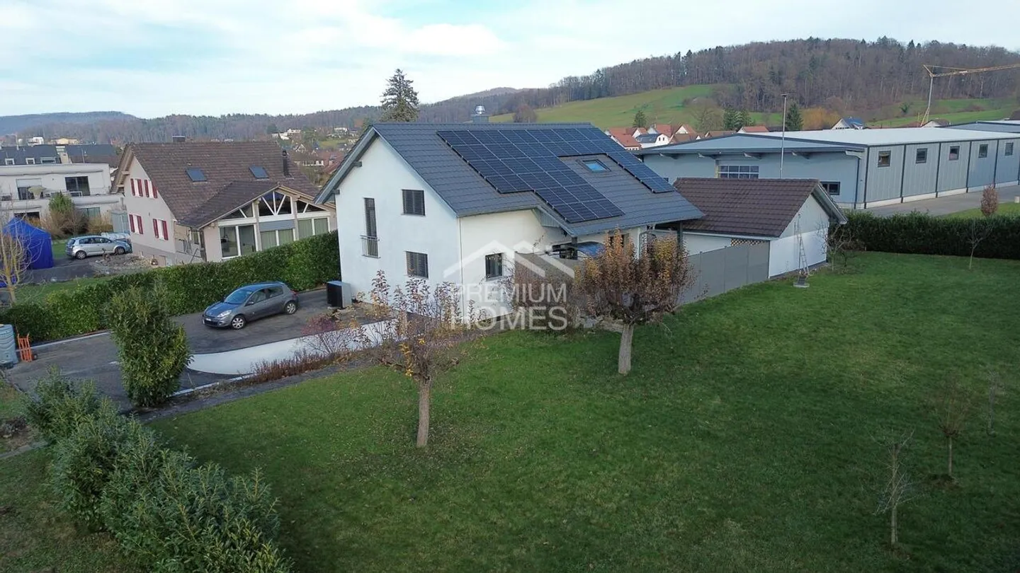 Newly renovated property with high-quality expansion - Photo 1 of 9