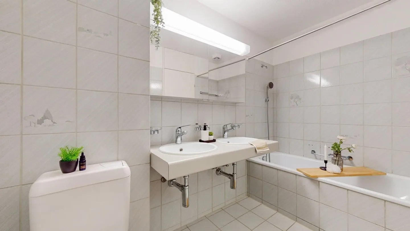 Appartement spacieux de 5,5 pièces avec belle vue ! - Photo 5 sur 10