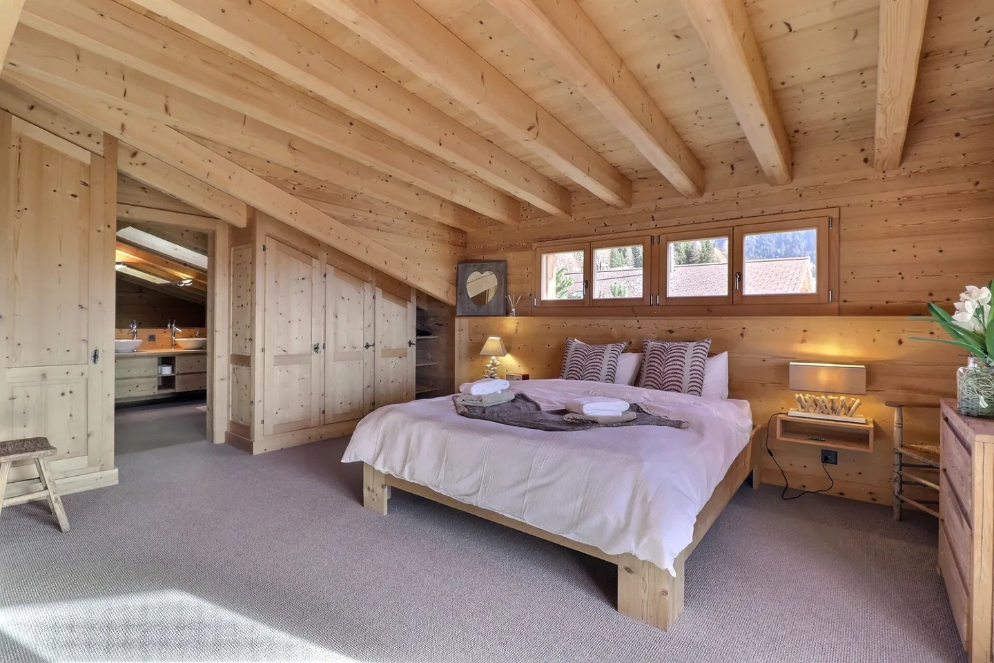 8-Zimmer-Chalet mit Panoramablick - Foto 13 von 34