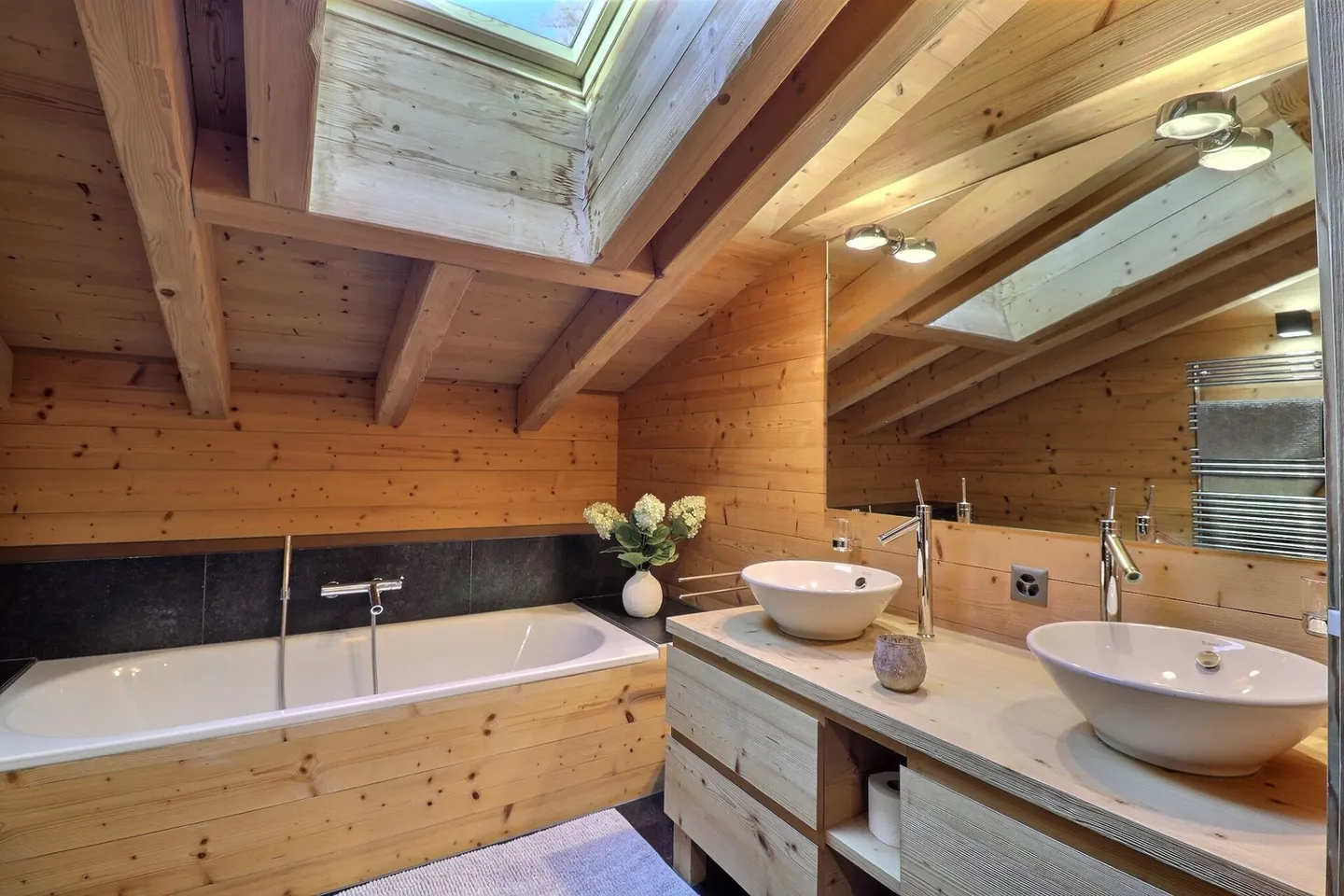 8-Zimmer-Chalet mit Panoramablick - Foto 19 von 34