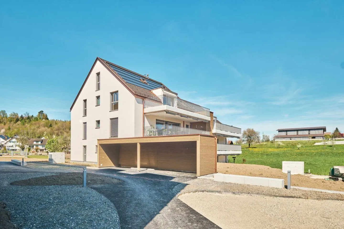 Appartement de 4 1/2 pièces aux 1er et 2ème étages avec balcon et chape - Photo 3 sur 8