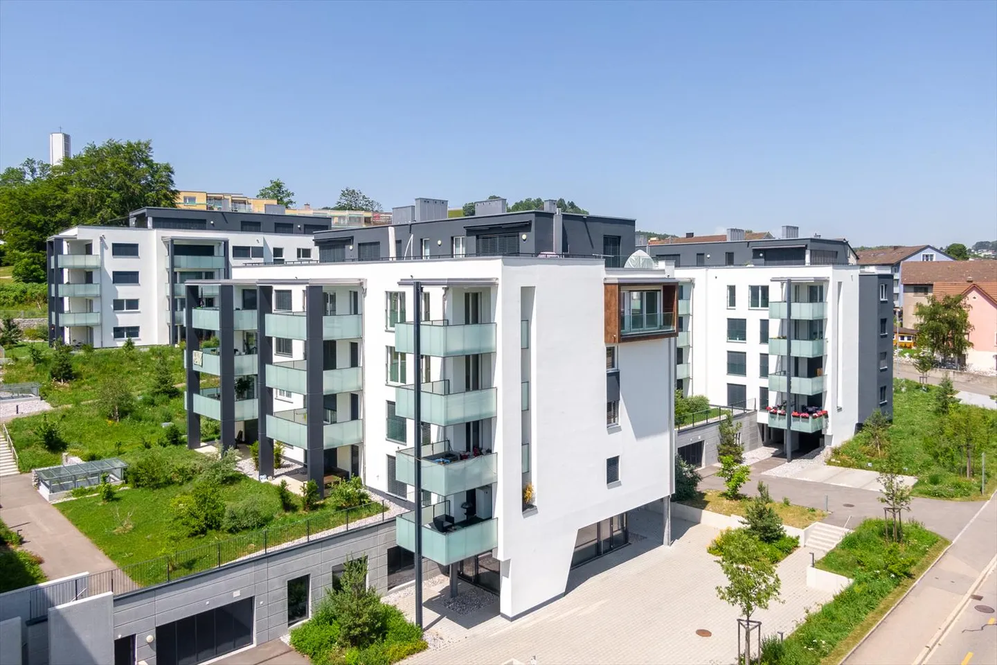 Ufficio o spazio commerciale nello sviluppo moderno Sennenwies - Foto 1 di 11