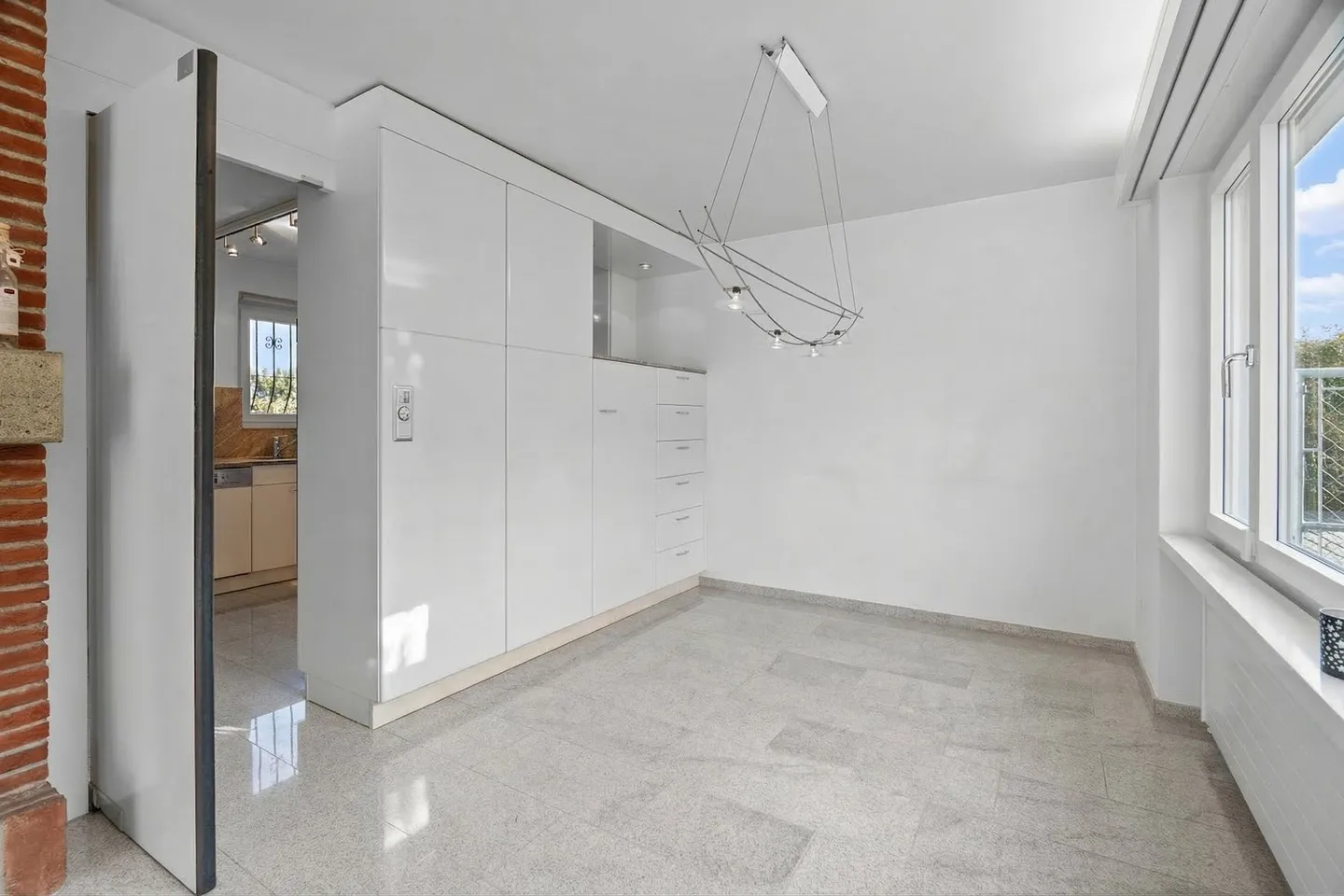 Detached single-family house with pool in Adliswil - Photo 10 of 13