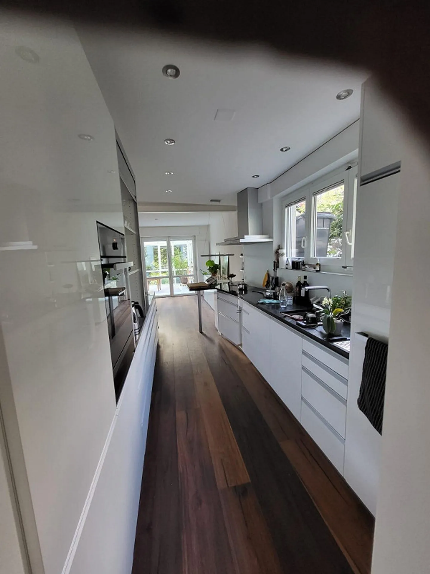 Vivere con la sensazione di una casa in una posizione tranquilla - Foto 12 di 16