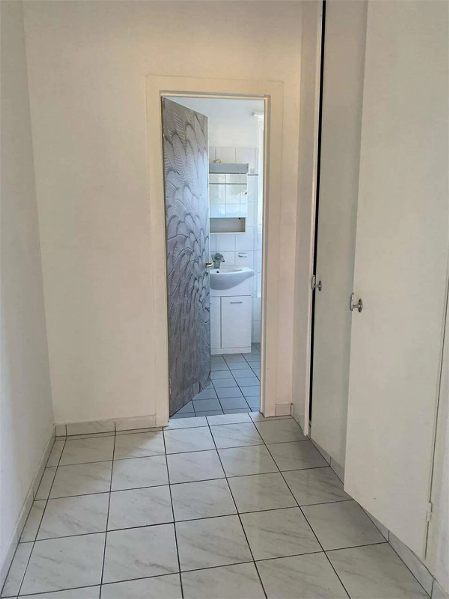 Appartamento di due e mezzo locali a Chiasso con balcone - Foto 7 di 8