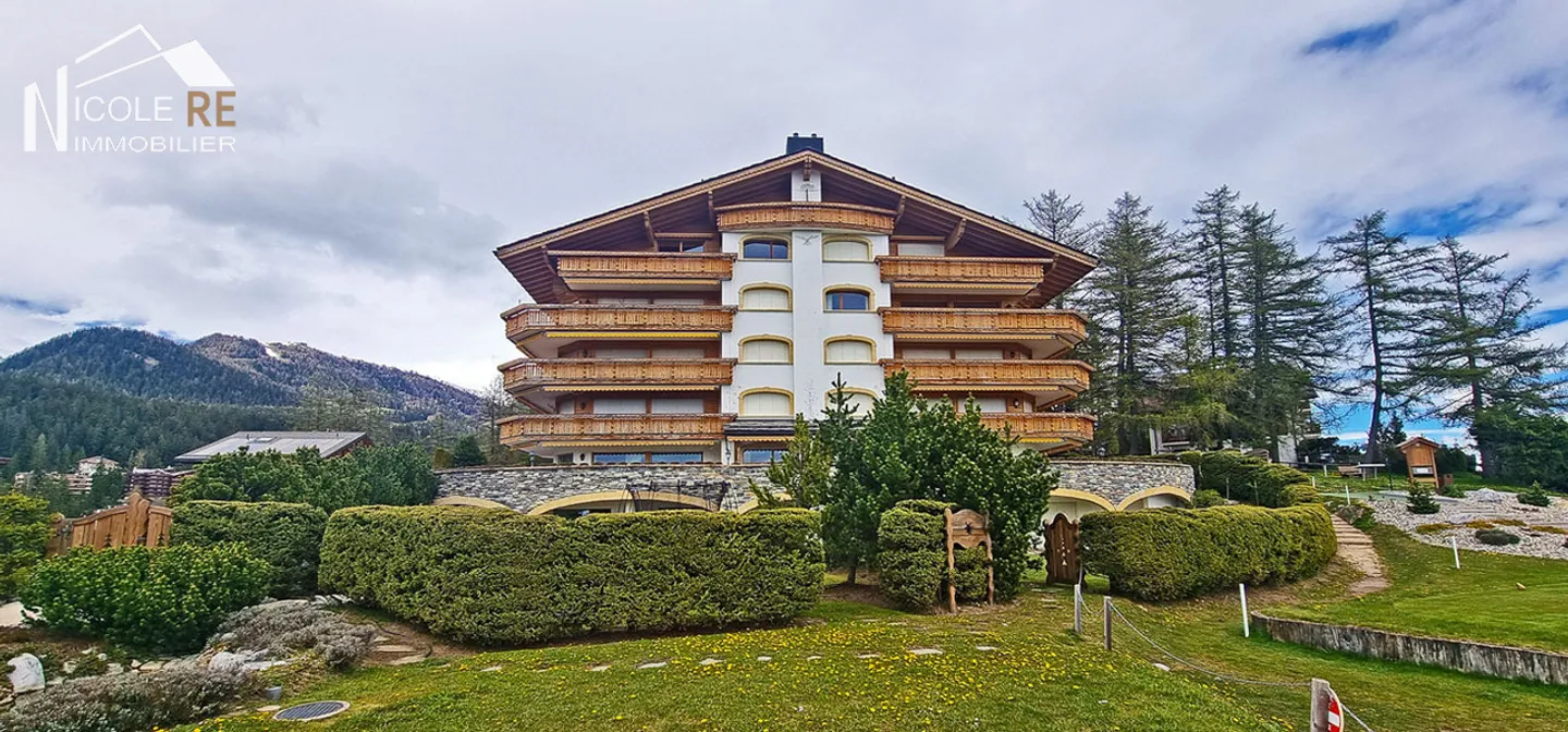 «Luxuriöses Wohnen auf dem Golfplatz mit Blick auf die Alpen zum Sterben schön!» - Foto 3 von 28