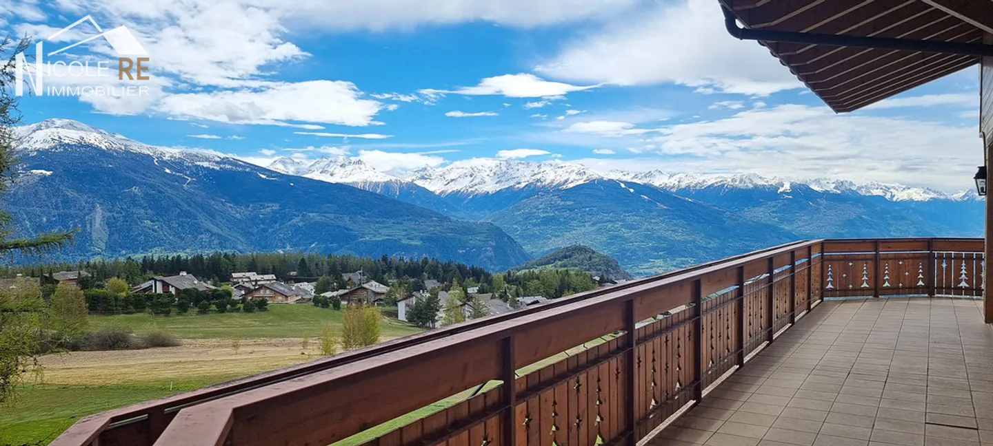 «Luxuriöses Wohnen auf dem Golfplatz mit Blick auf die Alpen zum Sterben schön!» - Foto 4 von 28