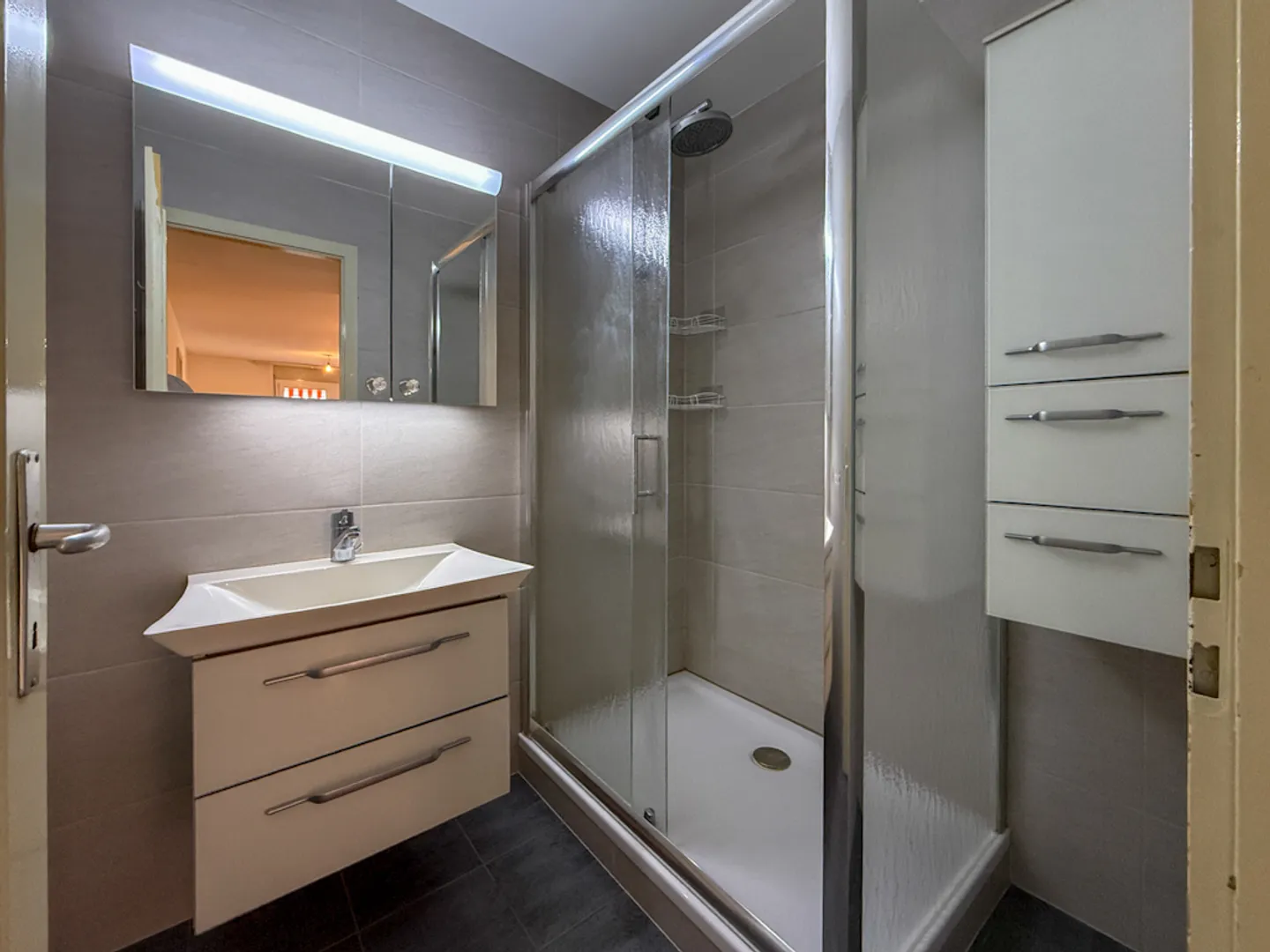 3.5-room apartment with balcony close to all amenities - Photo 1 of 7