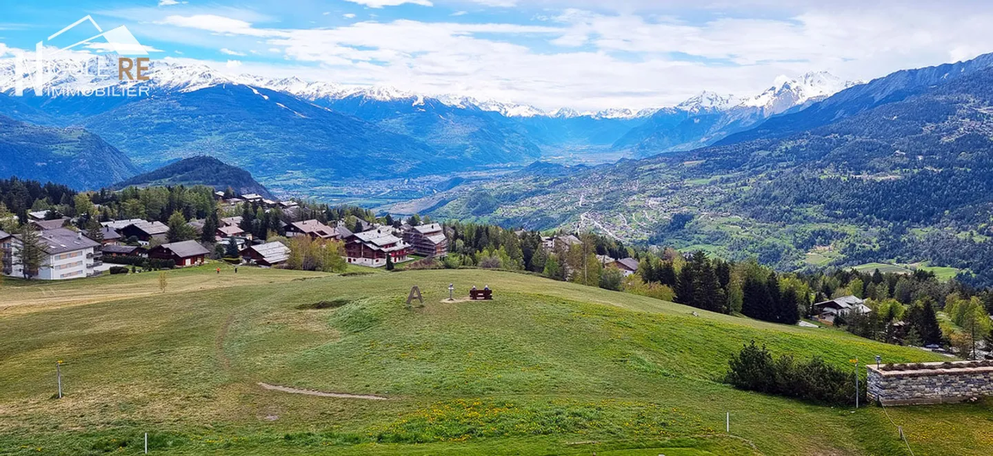 «Luxuriöses Wohnen auf dem Golfplatz mit Blick auf die Alpen zum Sterben schön!» - Foto 5 von 28