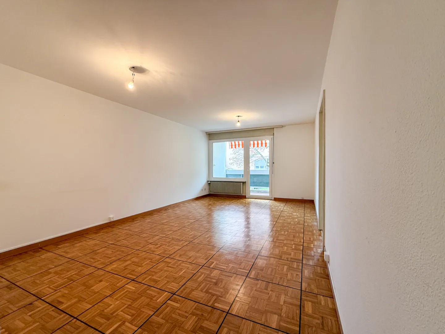 3.5-room apartment with balcony close to all amenities - Photo 4 of 7