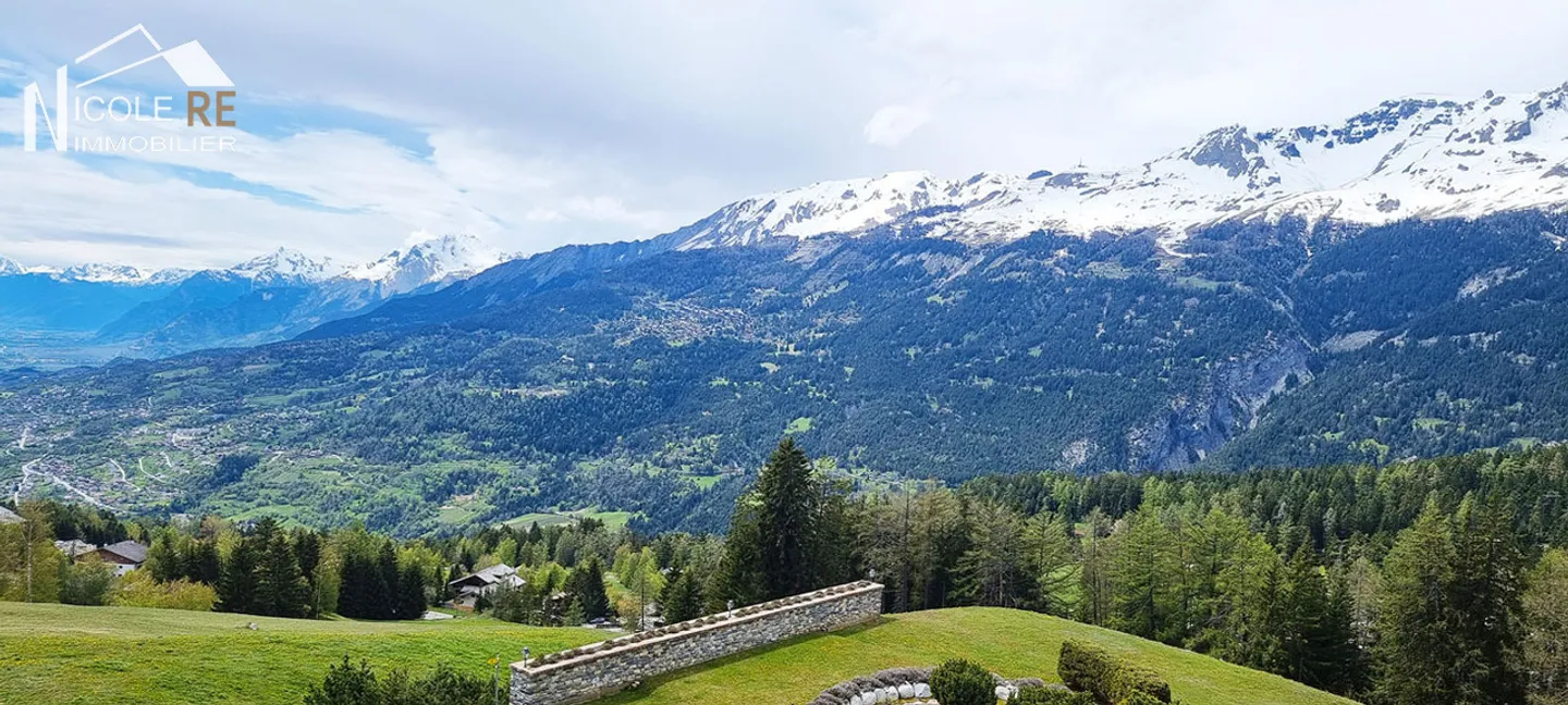 «Luxuriöses Wohnen auf dem Golfplatz mit Blick auf die Alpen zum Sterben schön!» - Foto 15 von 28