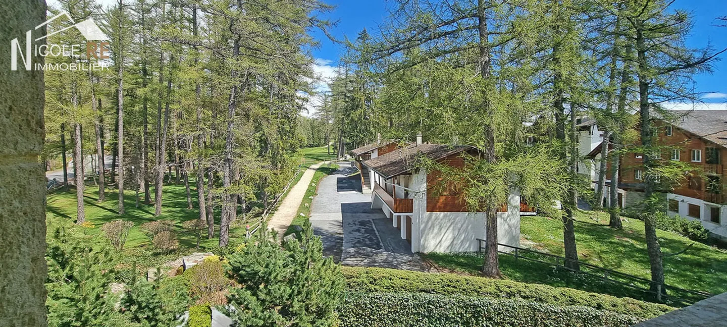 «Luxuriöses Wohnen auf dem Golfplatz mit Blick auf die Alpen zum Sterben schön!» - Foto 17 von 28