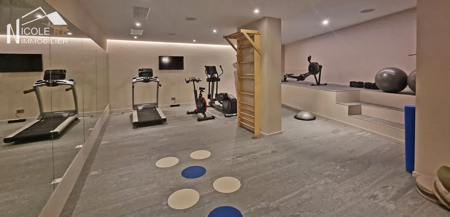 «Luxuriöses Wohnen auf dem Golfplatz mit Blick auf die Alpen zum Sterben schön!» - Foto 23 von 28