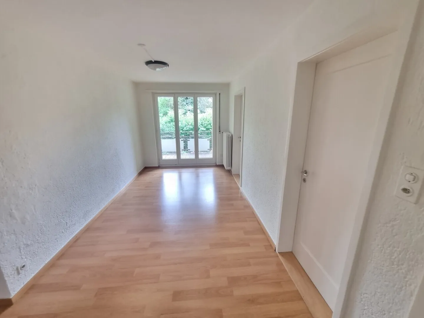 Geräumige Wohnung mit Garten - Foto 6 von 8