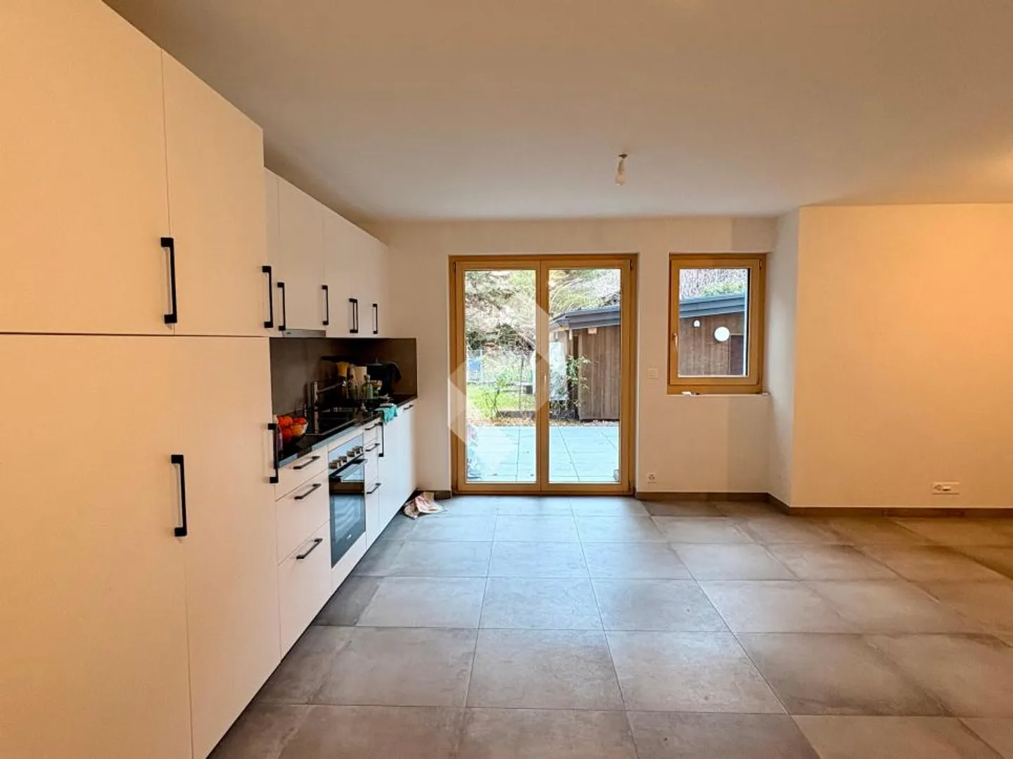 Studio in affitto - Foto 2 di 8