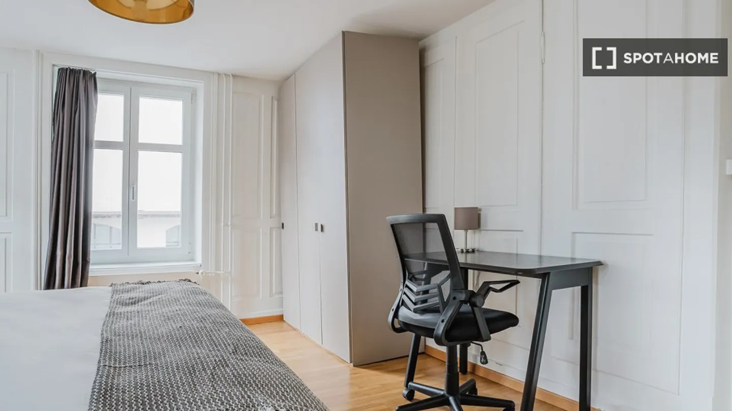 Appartamento in affitto - Foto 7 di 18