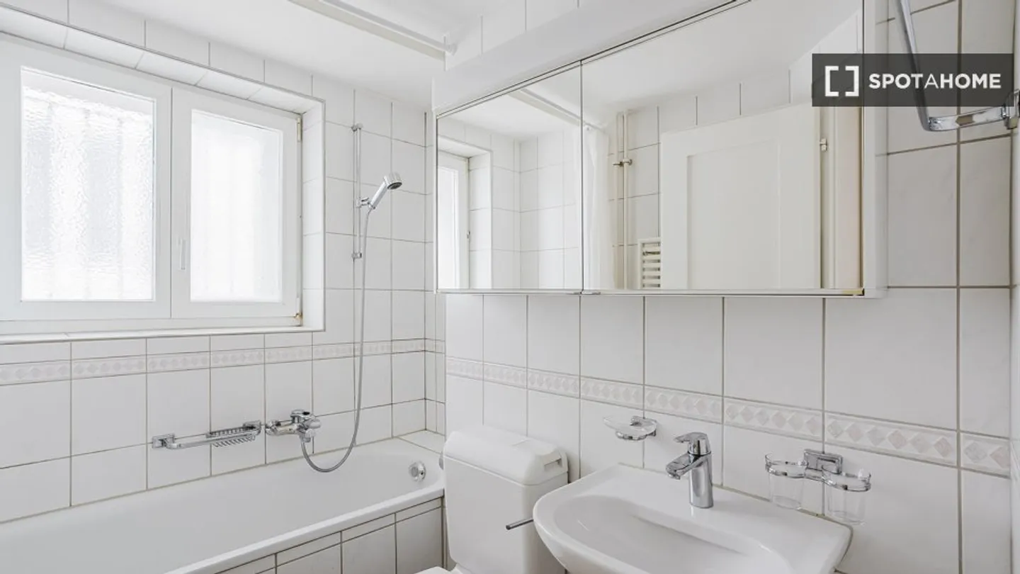 Appartamento in affitto - Foto 9 di 18