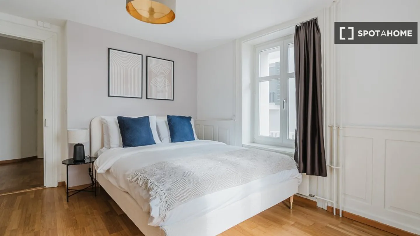 Appartamento in affitto - Foto 10 di 18