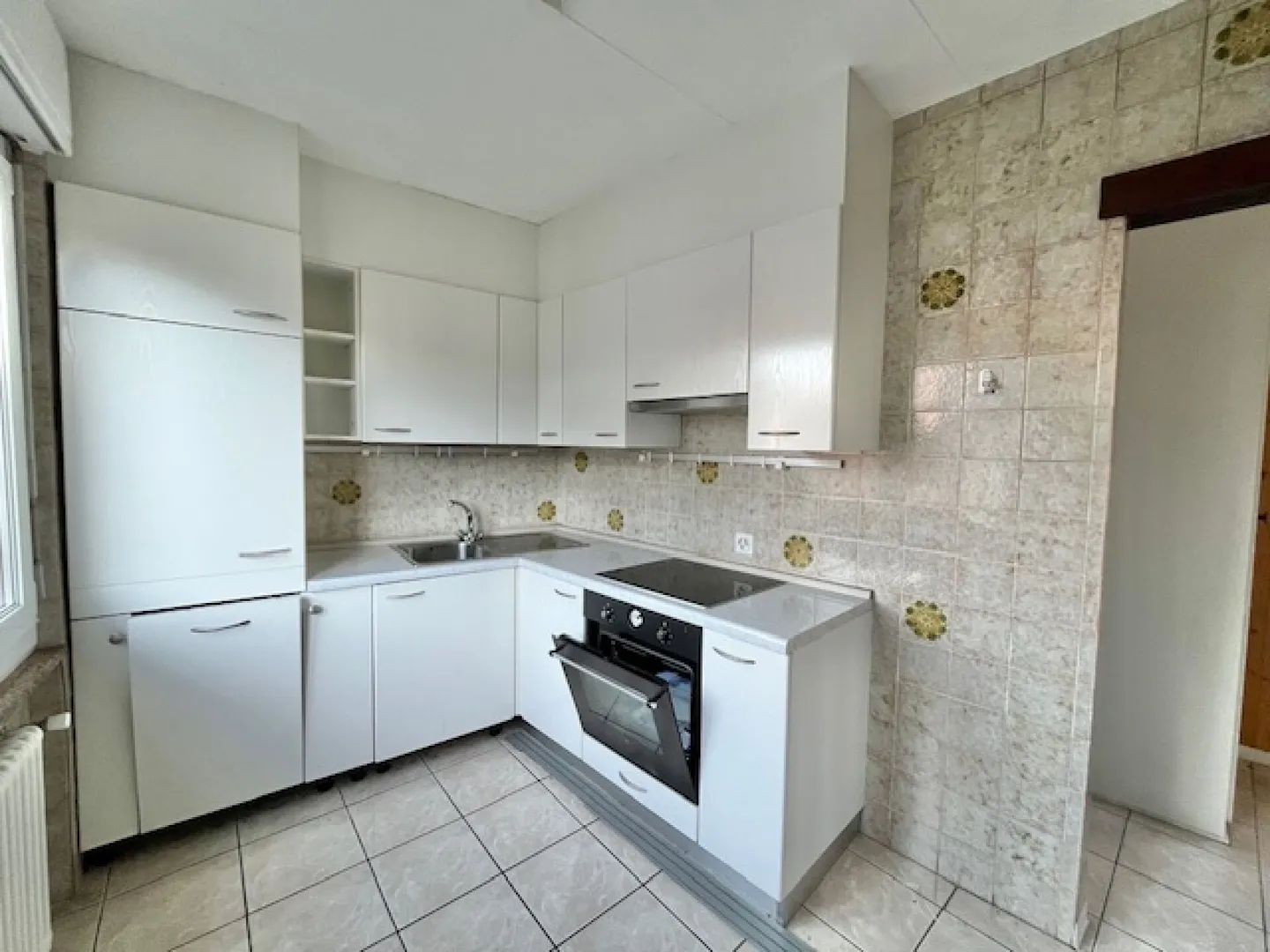 VIRA GAMBAROGNO - MAISON MULTIFAMILIALE À VENDRE DANS UN EMPLACEMENT CENTRAL - Photo 6 sur 12