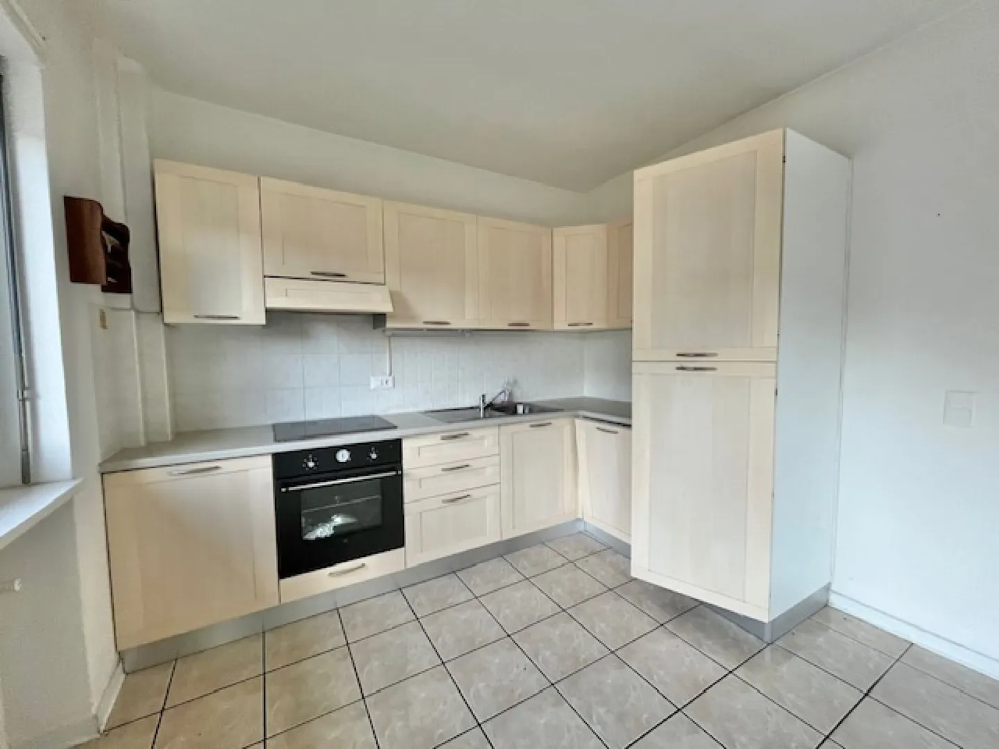 VIRA GAMBAROGNO - MAISON MULTIFAMILIALE À VENDRE DANS UN EMPLACEMENT CENTRAL - Photo 10 sur 12