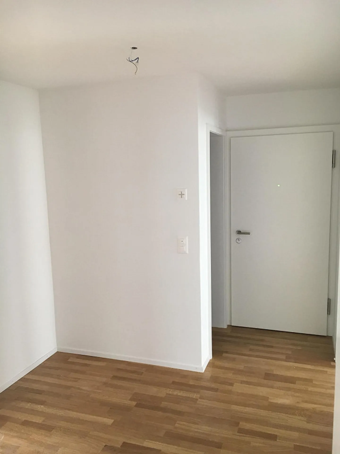 Ampio appartamento con 4 stanze a Münsingen - Foto 17 di 22
