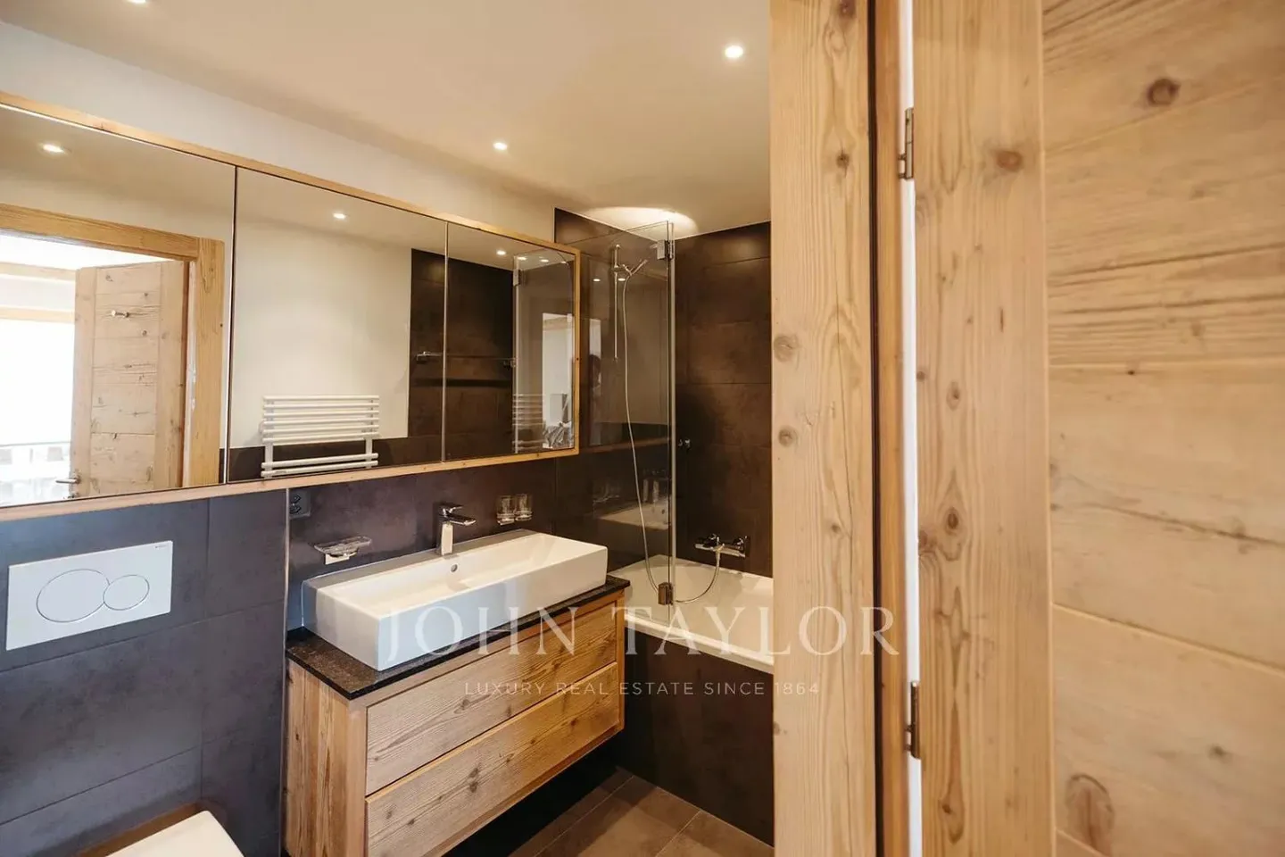 Location: 3-Bedroom Apartment - Crans-Montana - Photo 11 of 13