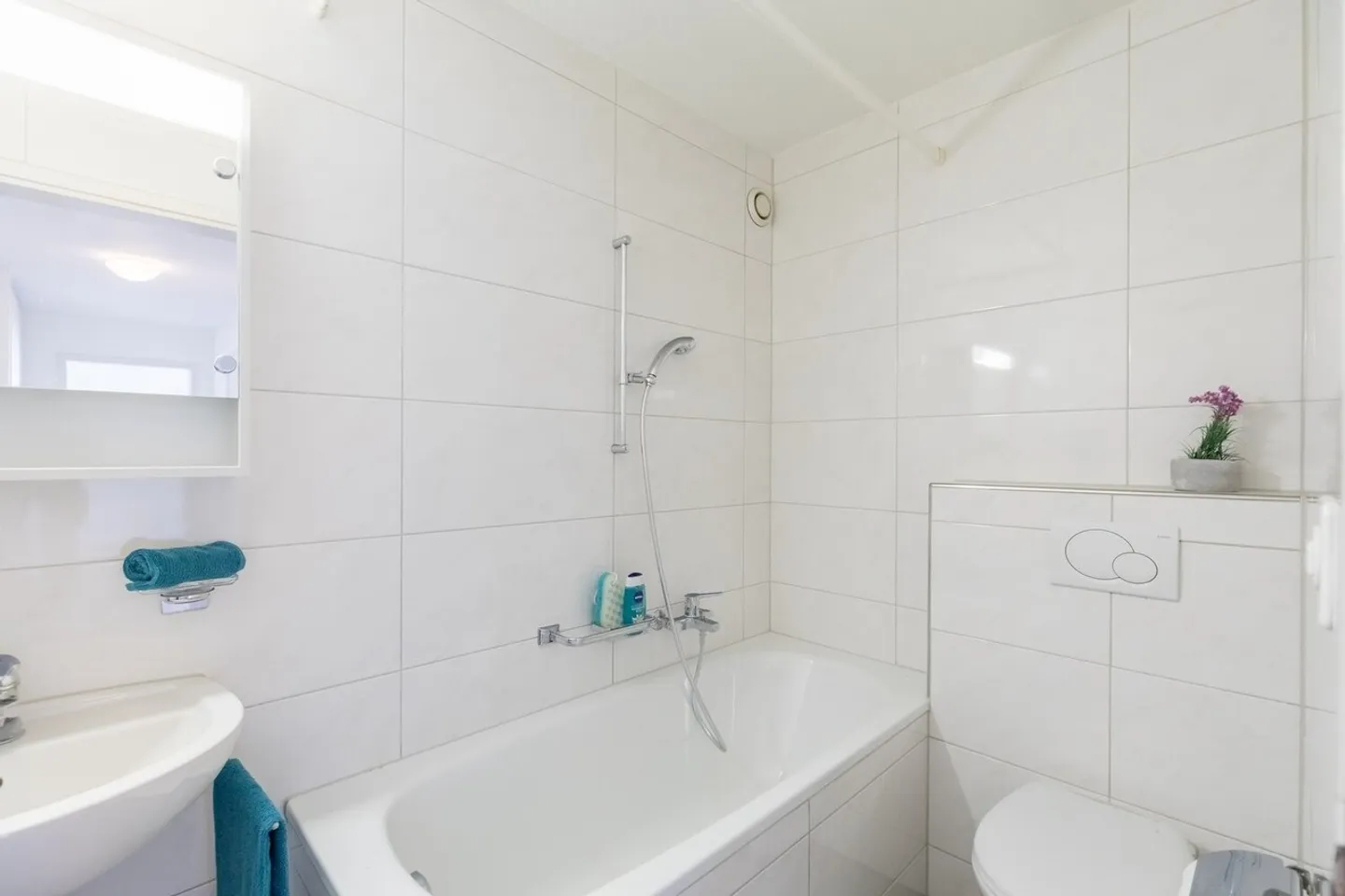 Apartment for rent - Photo 5 of 8