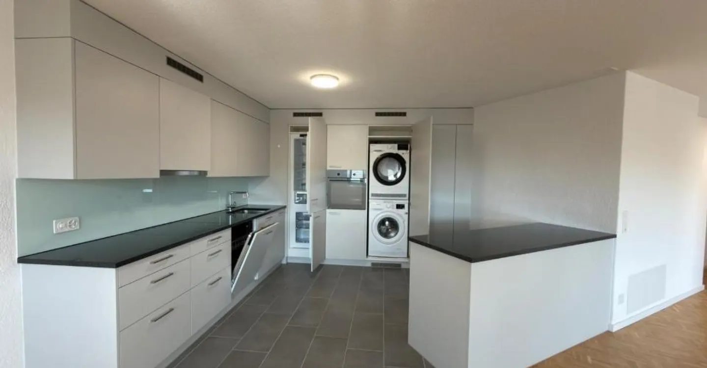 Modern 4.5-room apartment - Superb 4.5 rooms modern - Photo 2 of 10