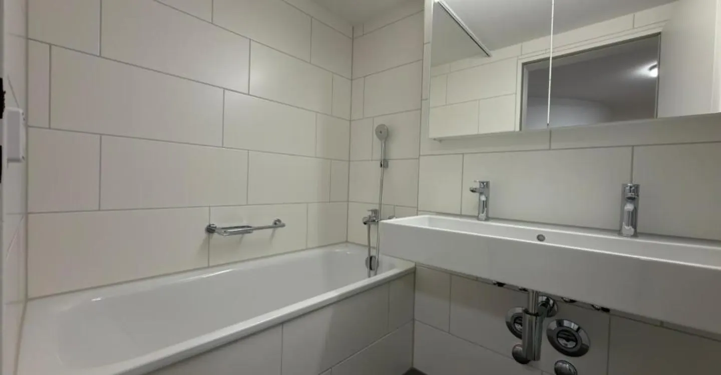 Modern 4.5-room apartment - Superb 4.5 rooms modern - Photo 6 of 10