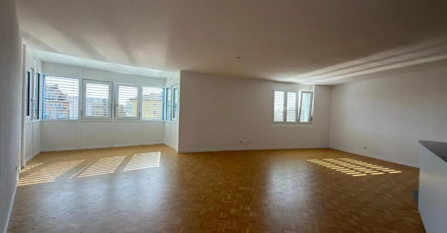 Modern 4.5-room apartment - Superb 4.5 rooms modern - Photo 4 of 10