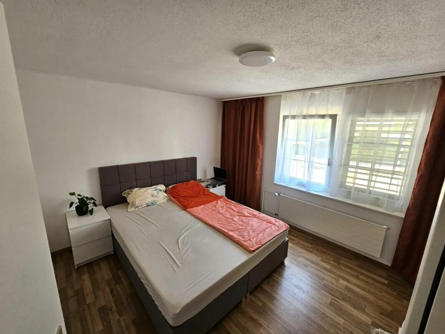 Spacious, bright 4.5 room apartment with balcony - Photo 10 of 13