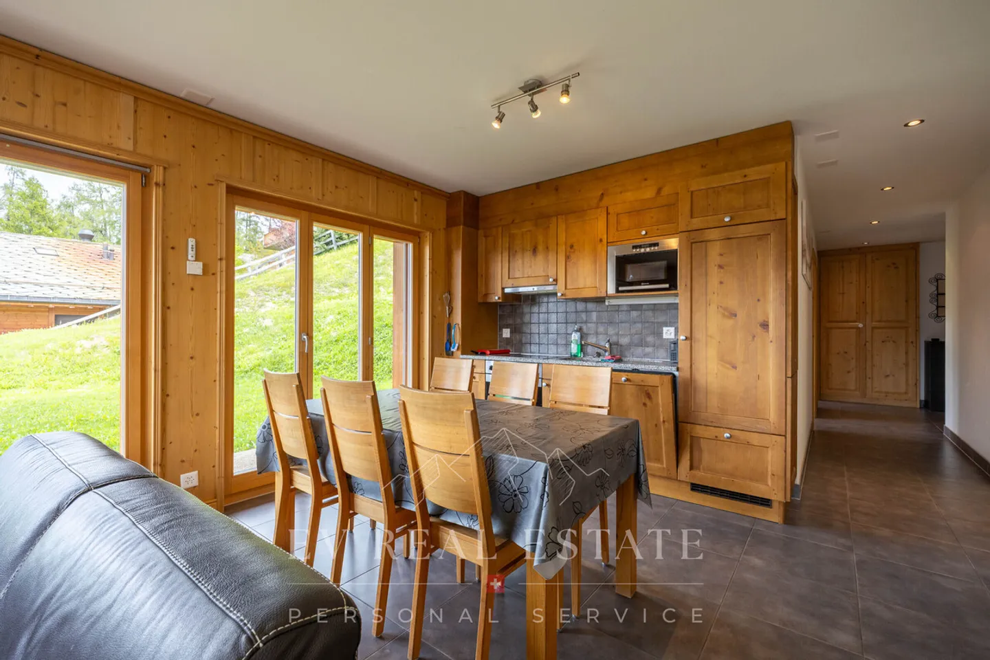Die Exklusivität am Fuße der Pisten: Ein Balkon über den Alpen - Foto 5 von 11