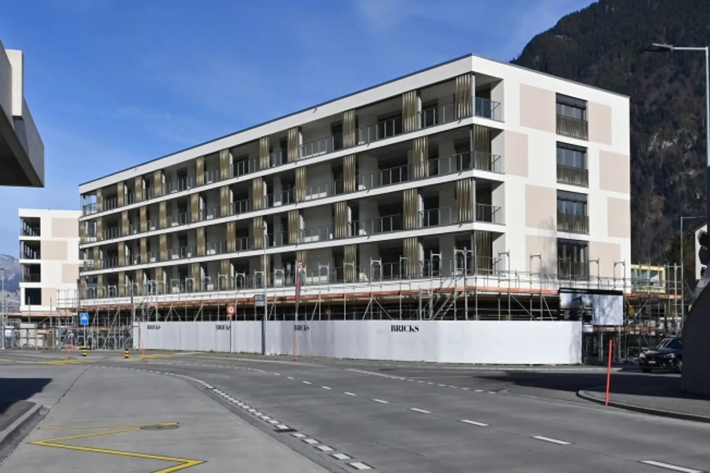 Bureau à louer - Photo 2 sur 11