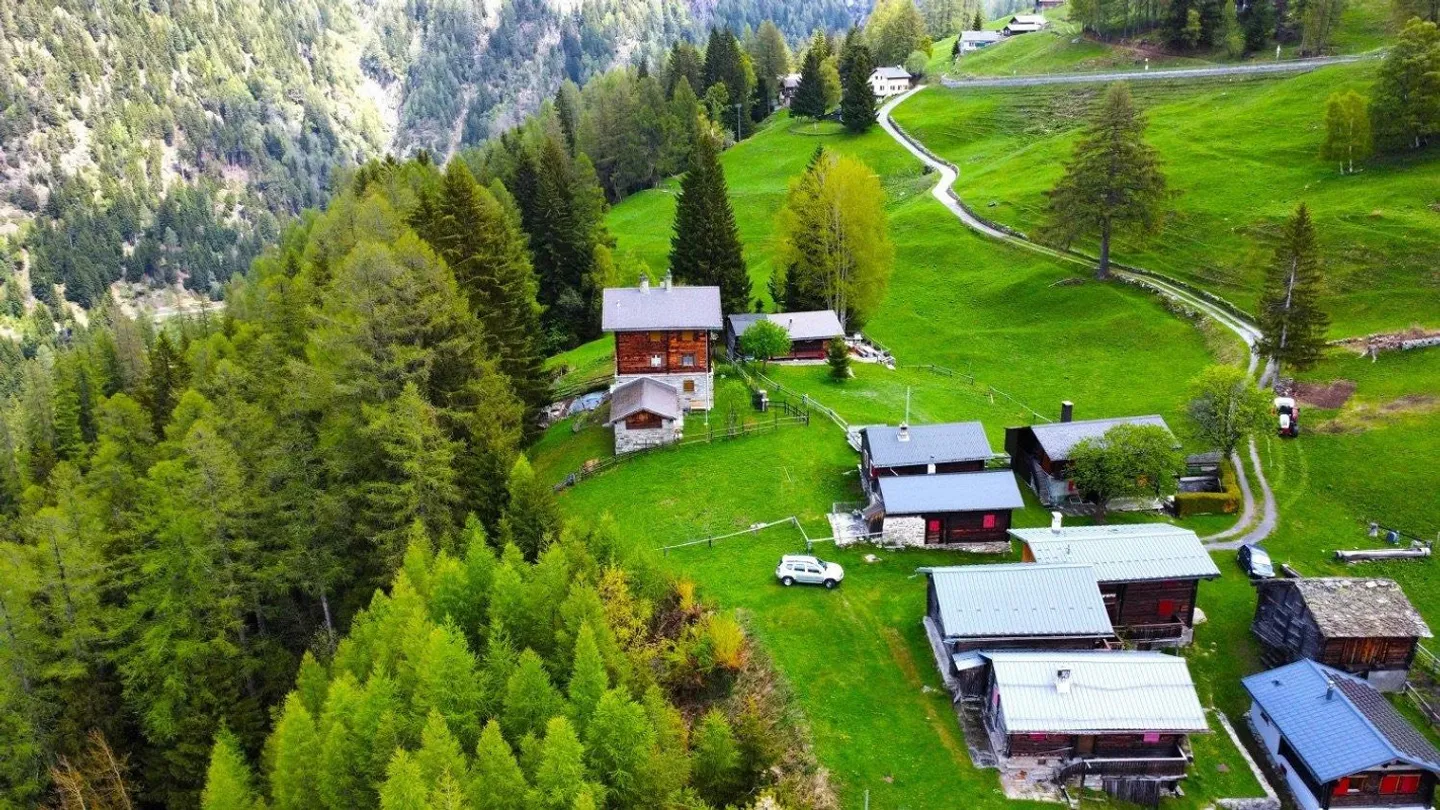 Appartement douillet dans l'ancienne douane de la région du Simplon - Photo 4 sur 13