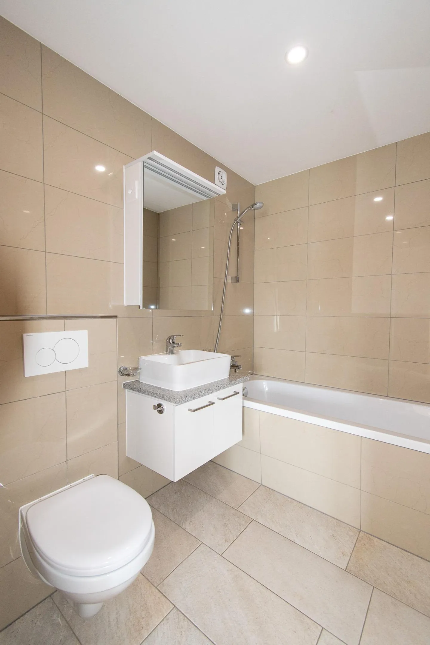 Helle 3.5 Zimmer-Wohnung mit Balkon - Foto 10 von 13