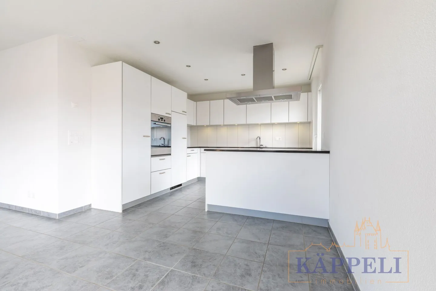 Appartamento moderno di 4,5 stanze con vista - Foto 2 di 11