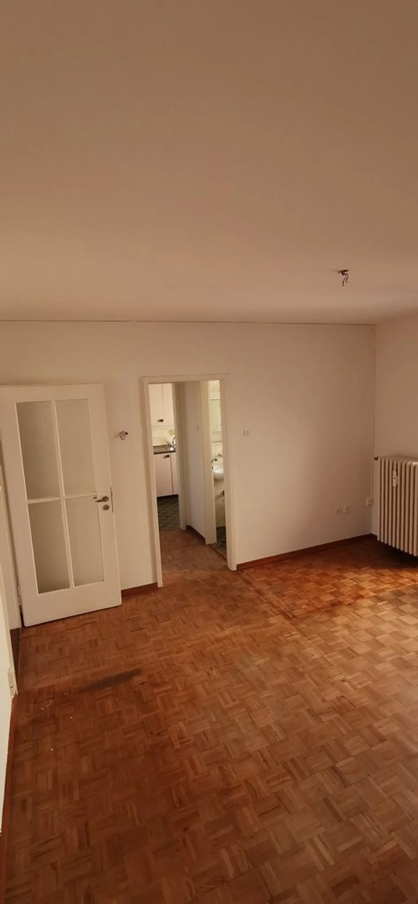 Appartamento accogliente con 3 camere vicino alla caserma - Foto 3 di 7