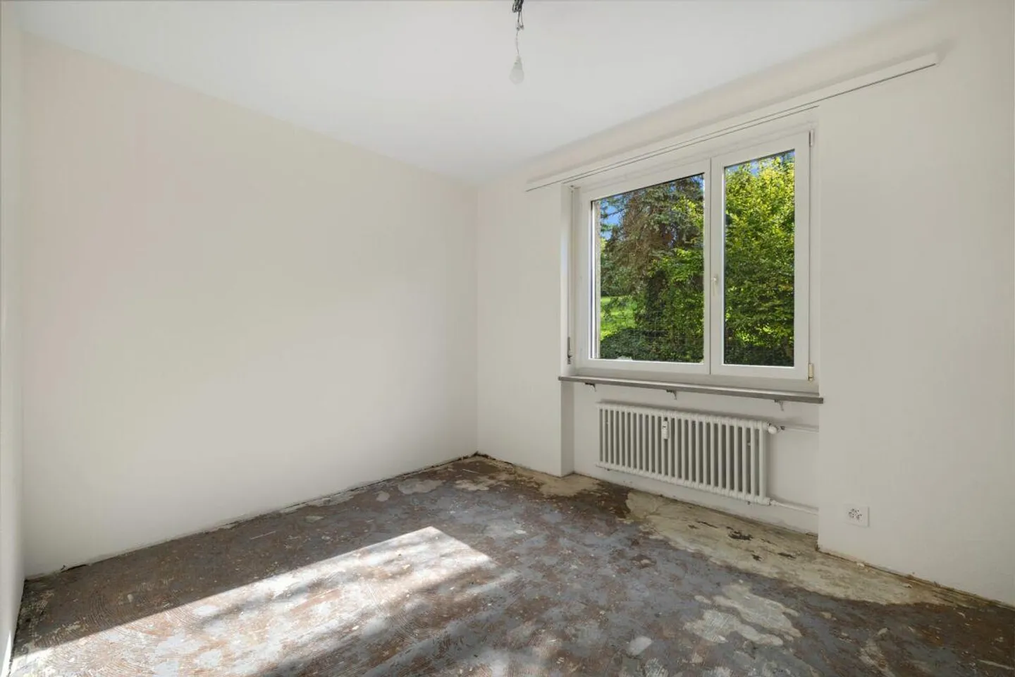 Ideale 3.5 Zimmer-Wohnung mit Ausbaupotential - Balkon und eigene Garagenbox - Foto 15 von 18