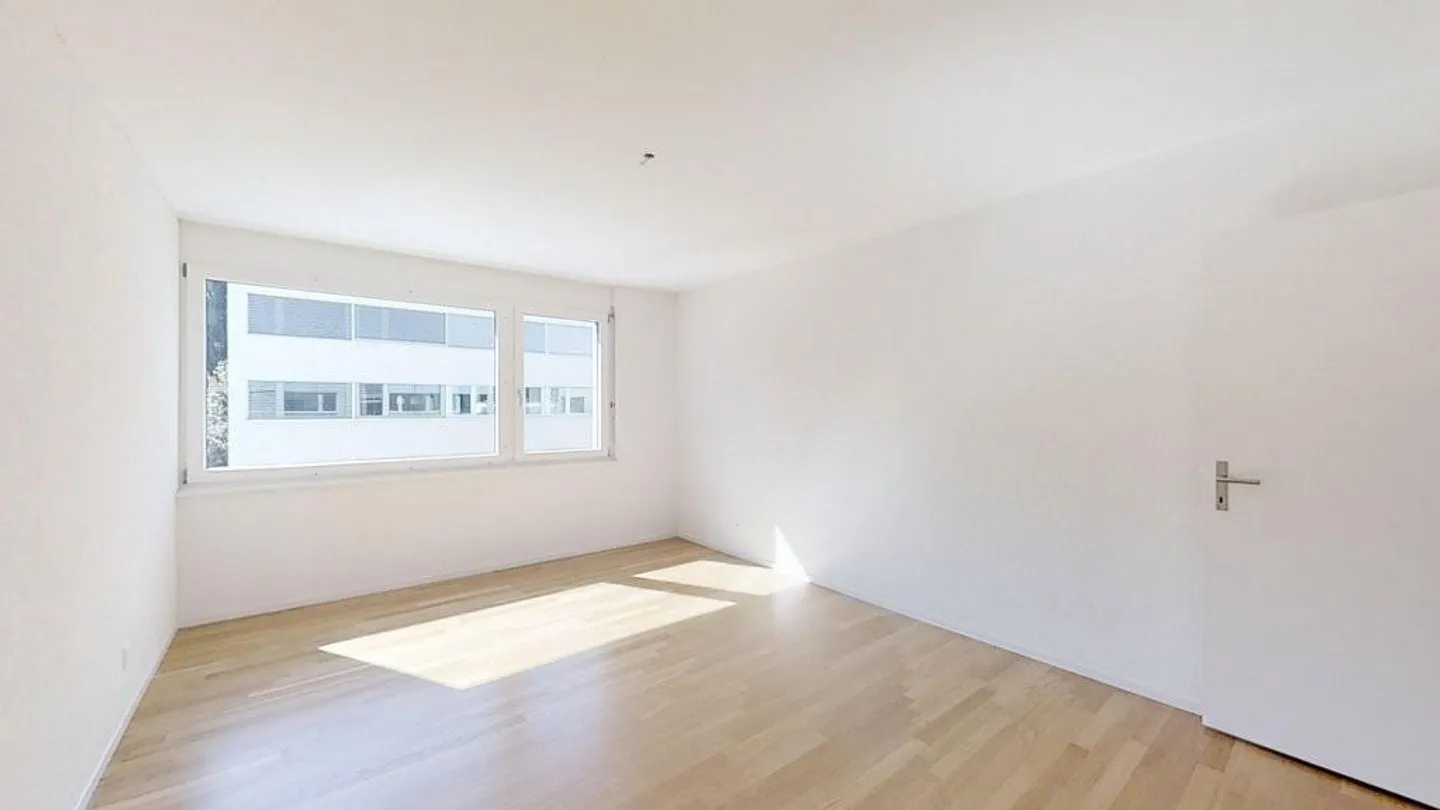 Modernes Apartment mit Balkon - Foto 7 von 12