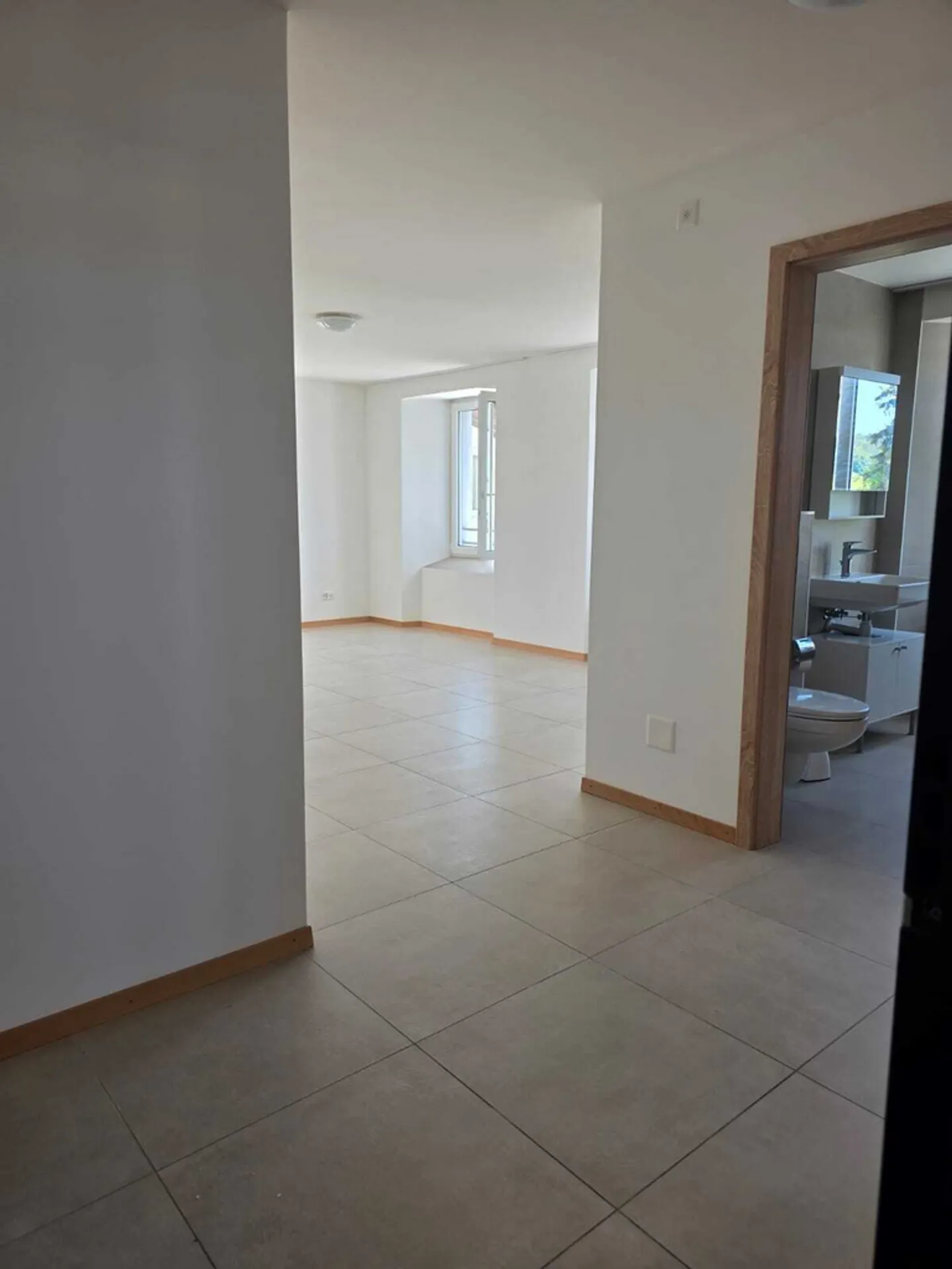 Appartamento moderno di 2,5 stanze al 1° piano - Foto 3 di 8