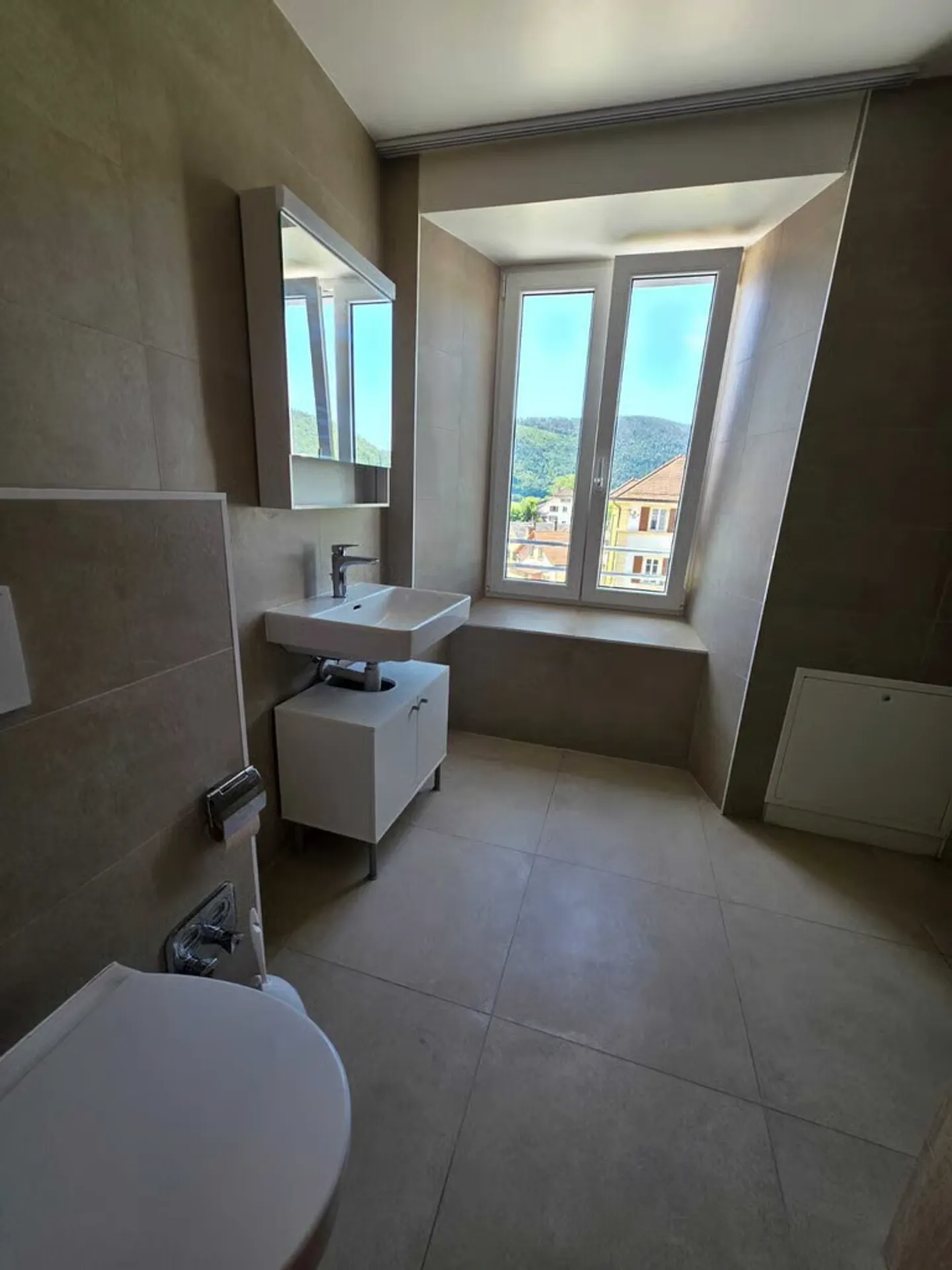 Appartamento moderno di 2,5 stanze al 1° piano - Foto 7 di 8