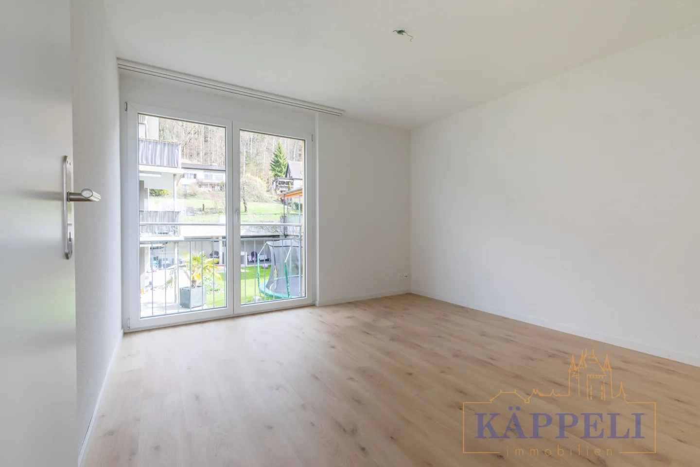 Appartamento moderno di 4,5 stanze con vista - Foto 10 di 11