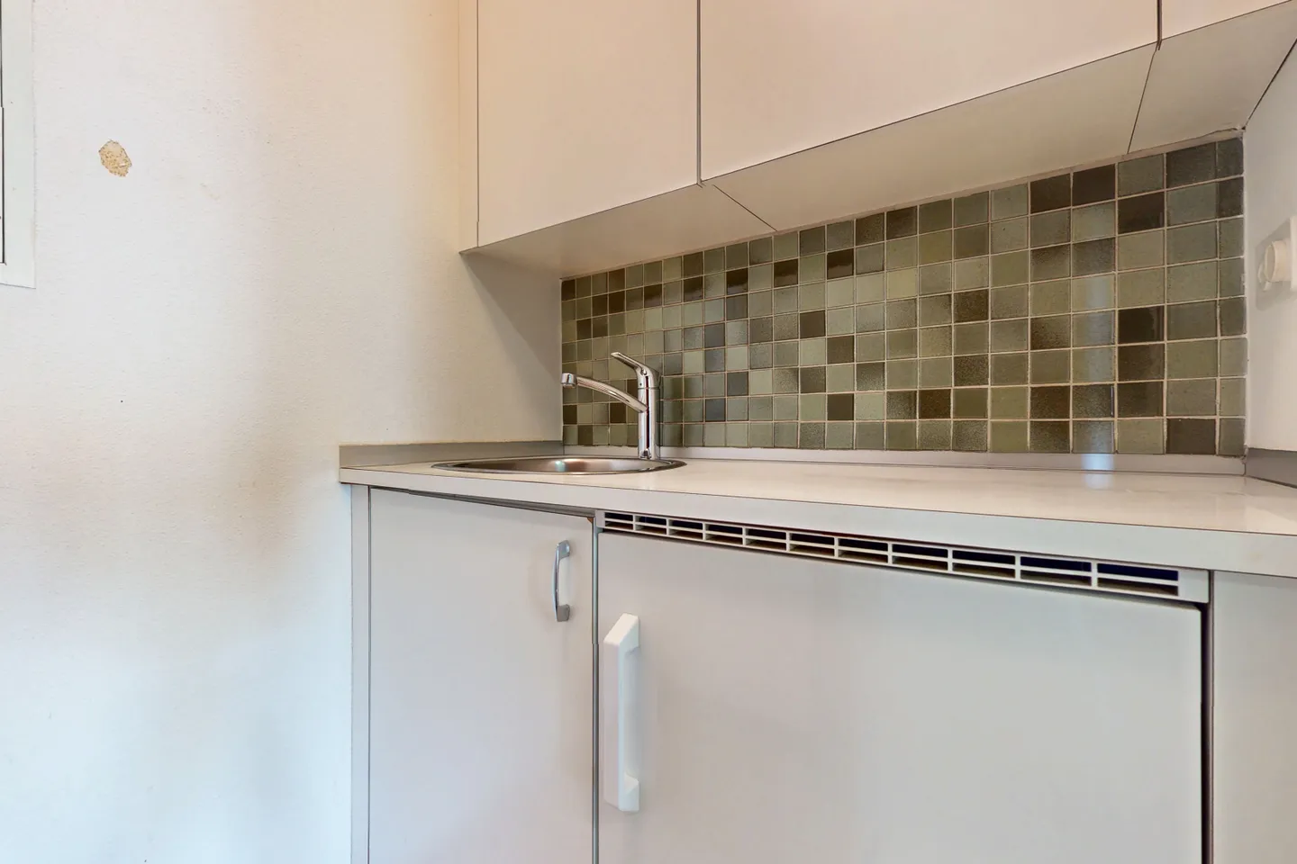 Spazio ufficio in affitto - Foto 5 di 8